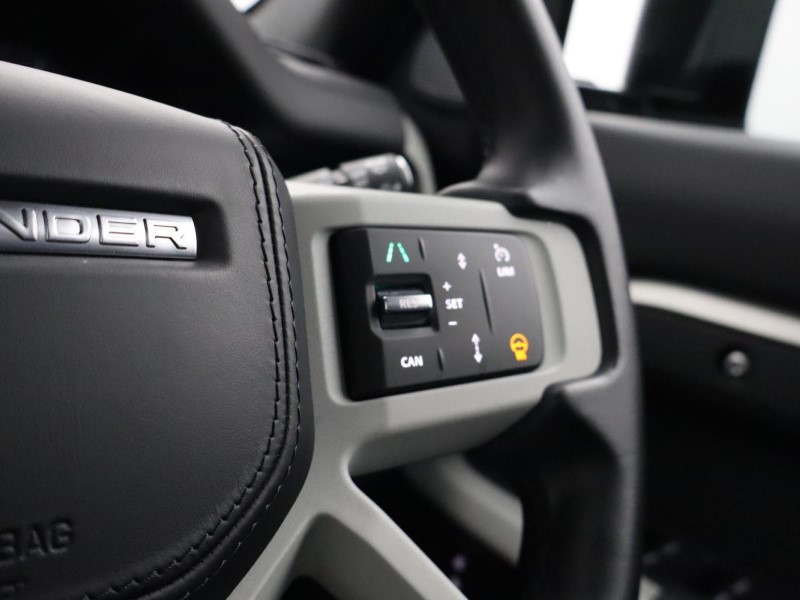 Used Land Rover Defender 2024 for sale - 77690965: Photo 44