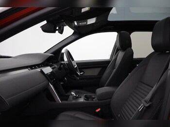 Used Land Rover Discovery Sport 2025 for sale - 76981723: Photo