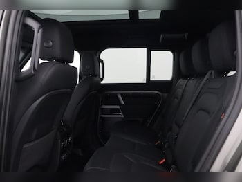 Used Land Rover Defender 2023 for sale - 78817579: Photo