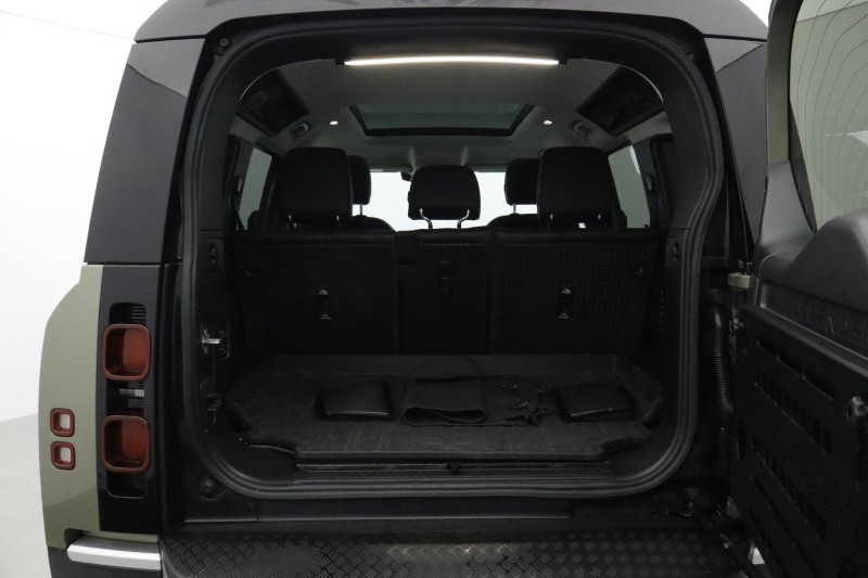 Used Land Rover Defender 2021 for sale - 76981718: Photo 10