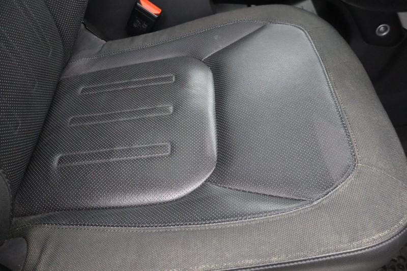 Used Land Rover Defender 2021 for sale - 76981718: Photo 29