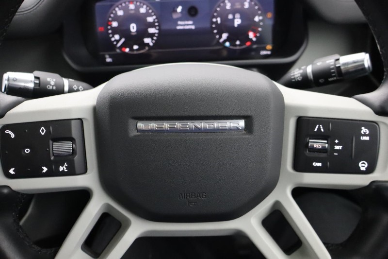 Used Land Rover Defender 2021 for sale - 76981718: Photo 33
