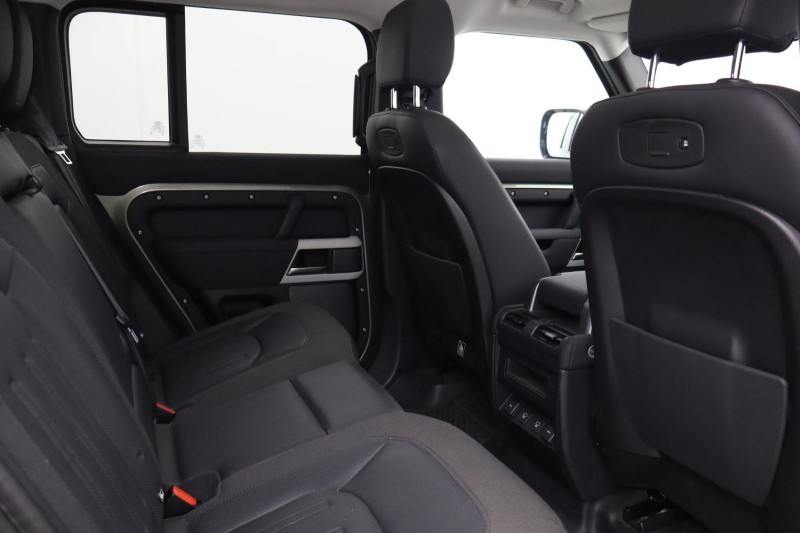 Used Land Rover Defender 2021 for sale - 76981718: Photo 48