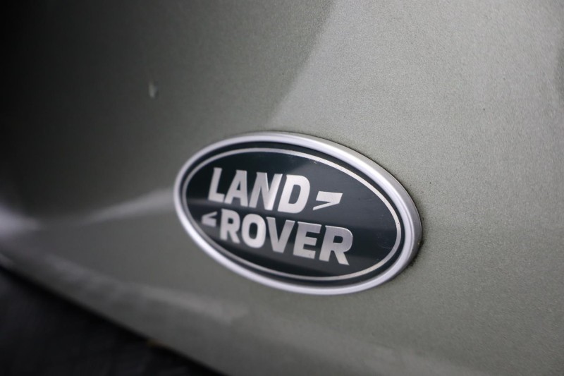 Used Land Rover Defender 2021 for sale - 76981718: Photo 53