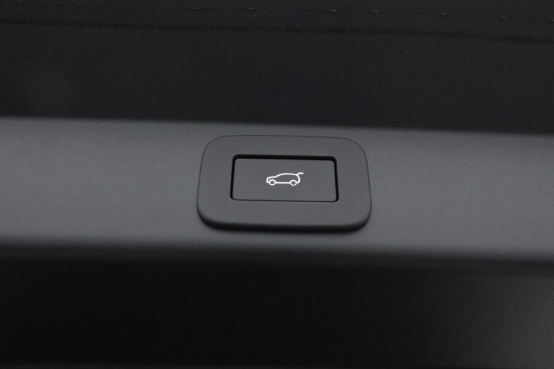 Used Land Rover Defender 2021 for sale - 76981718: Photo 55