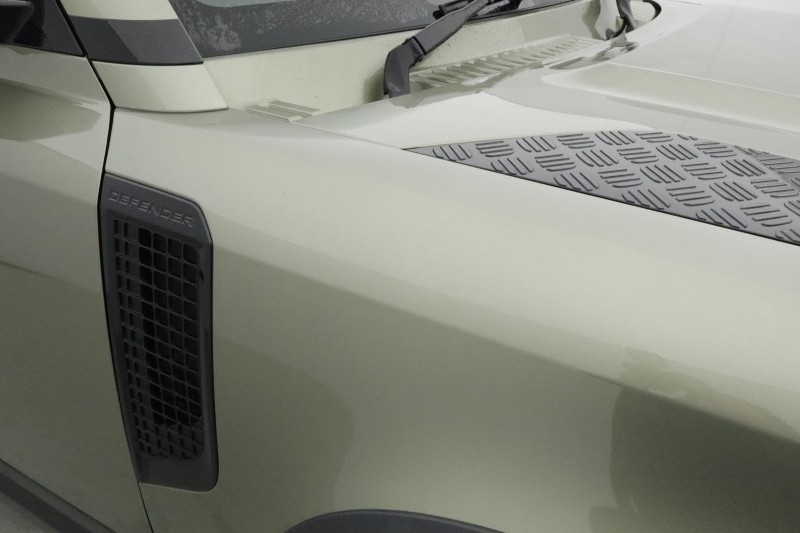 Used Land Rover Defender 2021 for sale - 76981718: Photo 63