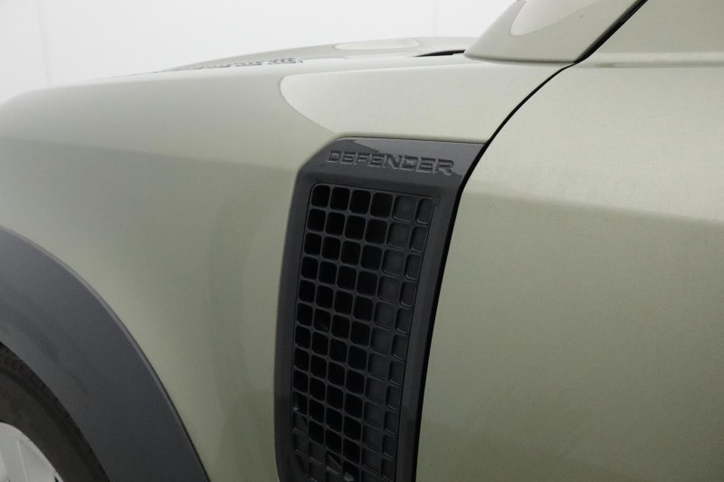 Used Land Rover Defender 2021 for sale - 76981718: Photo 66