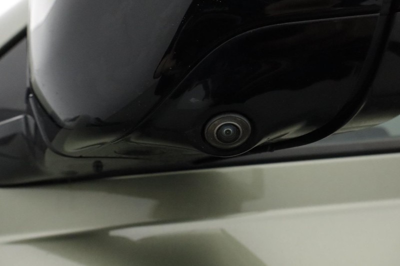 Used Land Rover Defender 2021 for sale - 76981718: Photo 67