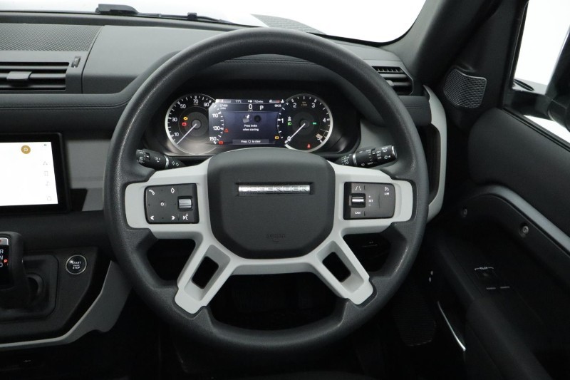 Used Land Rover Defender 2023 for sale - 76981807: Photo 15