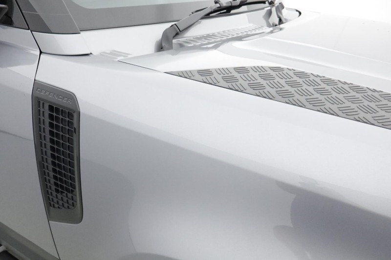 Used Land Rover Defender 2023 for sale - 76981807: Photo 20