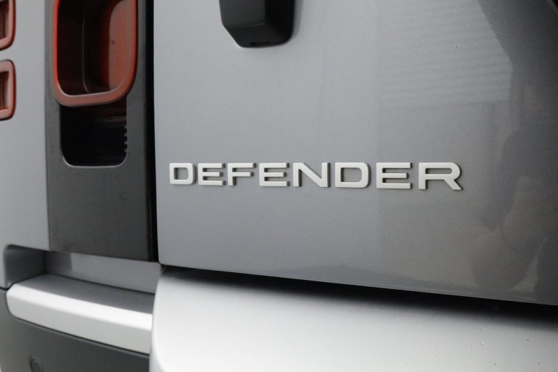 Used Land Rover Defender 2023 for sale - 76981807: Photo 25