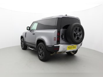 Used Land Rover Defender 2023 for sale - 76981807: Photo