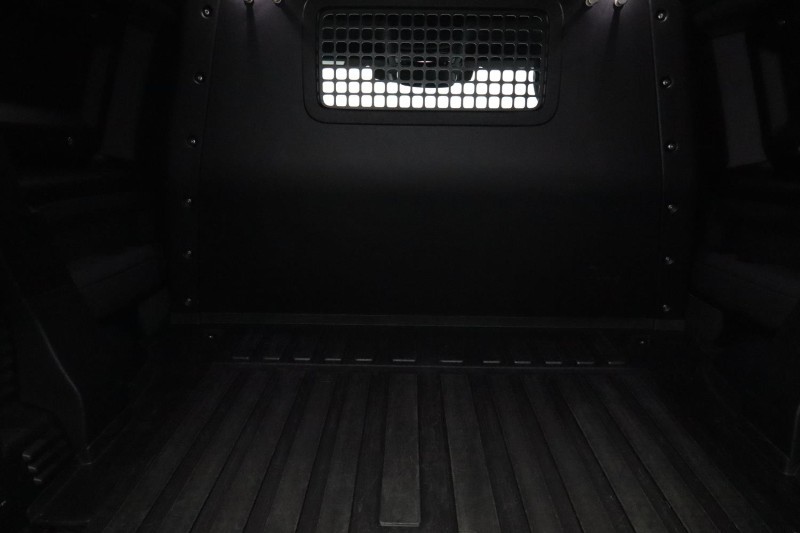 Used Land Rover Defender 2023 for sale - 76981807: Photo 31