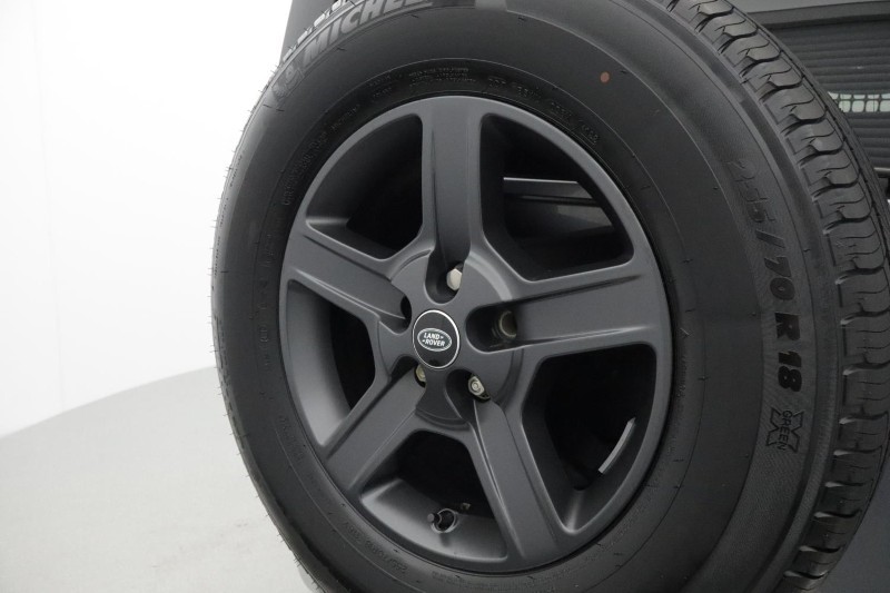 Used Land Rover Defender 2023 for sale - 76981807: Photo 33