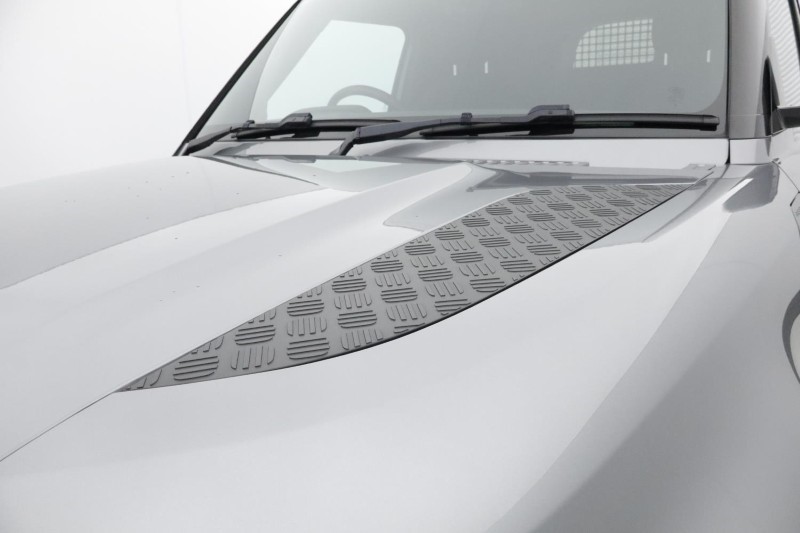 Used Land Rover Defender 2023 for sale - 76981807: Photo 37