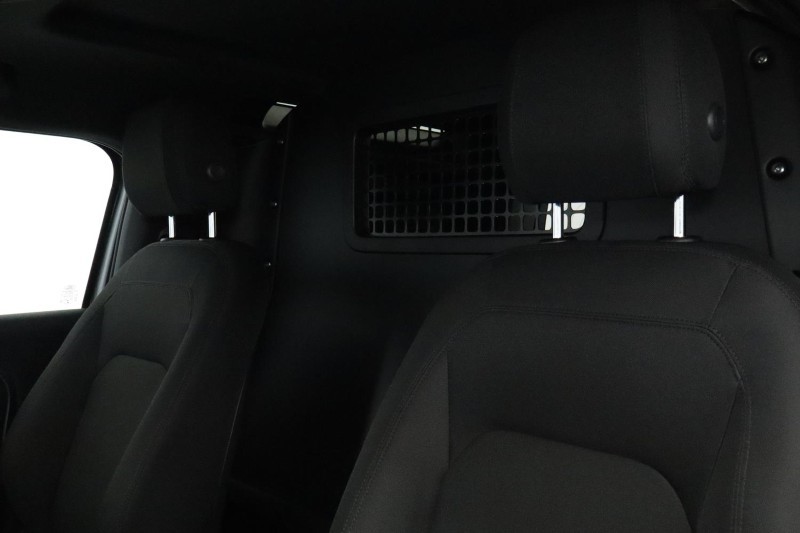 Used Land Rover Defender 2023 for sale - 76981807: Photo 4