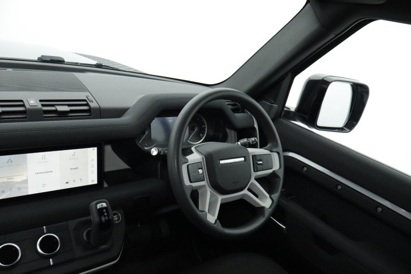 Used Land Rover Defender 2023 for sale - 76981807: Photo 41