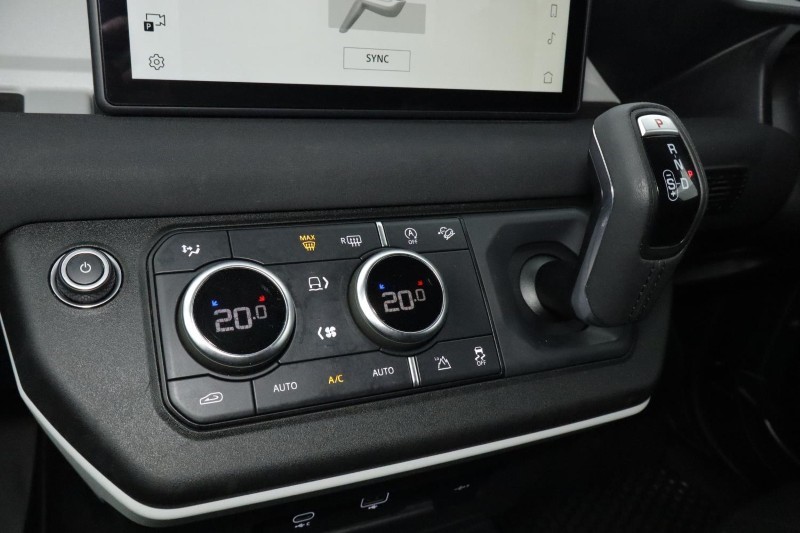 Used Land Rover Defender 2023 for sale - 76981807: Photo 50