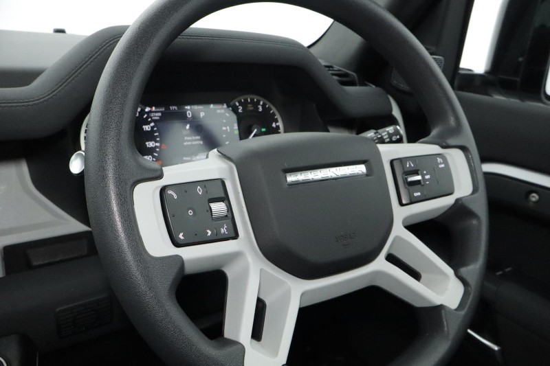 Used Land Rover Defender 2023 for sale - 76981807: Photo 51