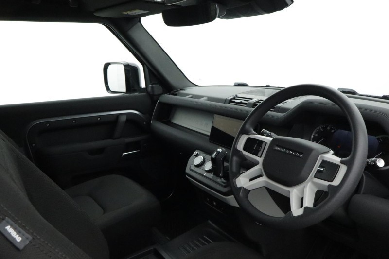 Used Land Rover Defender 2023 for sale - 76981807: Photo 57