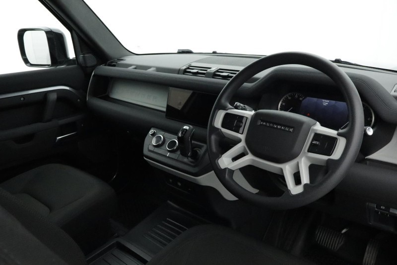 Used Land Rover Defender 2023 for sale - 76981807: Photo 9