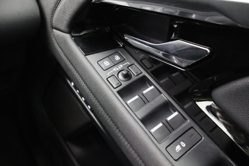 Used Land Rover Range Rover Evoque 2023 for sale - 76980810: Photo 37