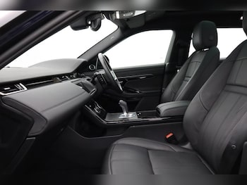 Used Land Rover Range Rover Evoque 2023 for sale - 76980810: Photo