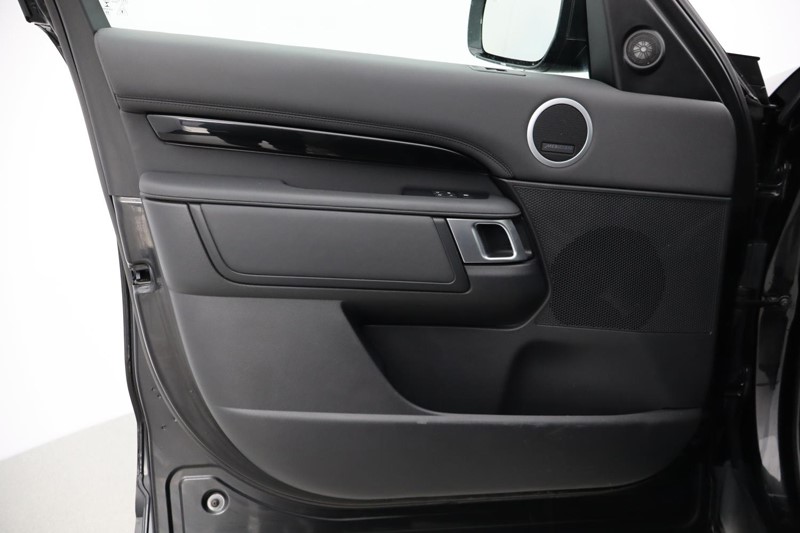 Used Land Rover Discovery 2021 for sale - 76980885: Photo 25