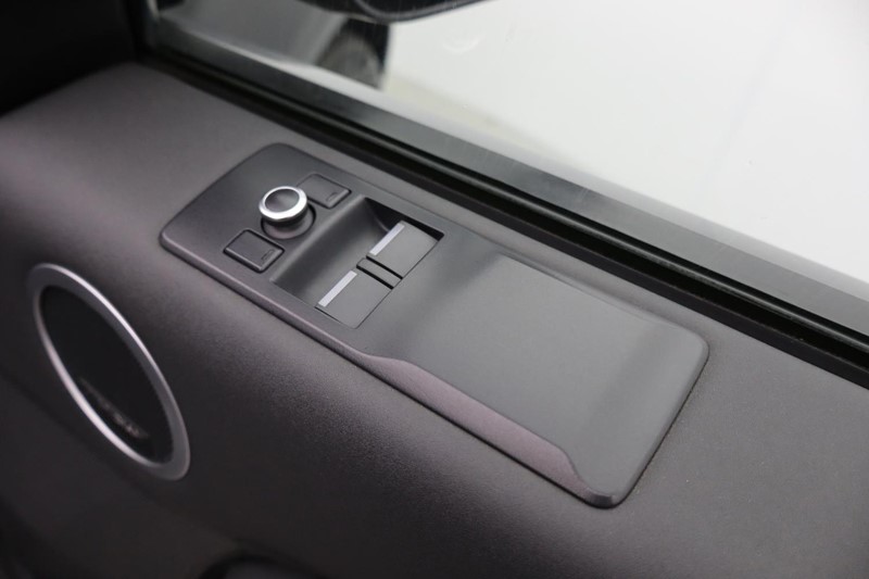 Used Land Rover Discovery 2021 for sale - 76980885: Photo 30