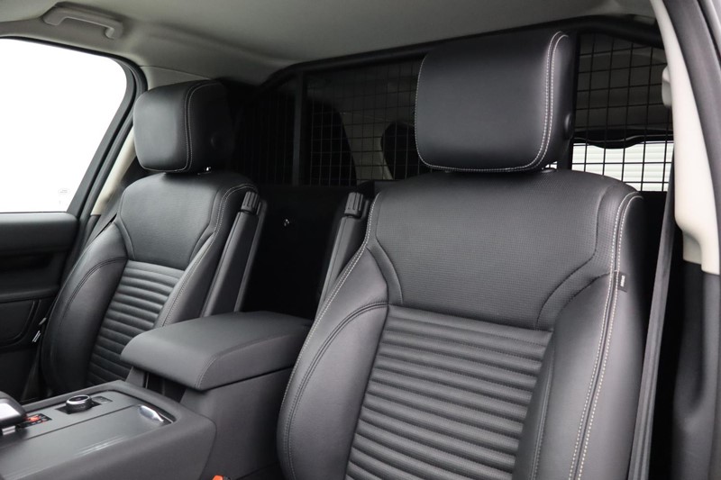 Used Land Rover Discovery 2021 for sale - 76980885: Photo 4
