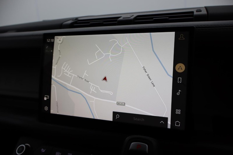 Used Land Rover Defender 2023 for sale - 77285833: Photo 11