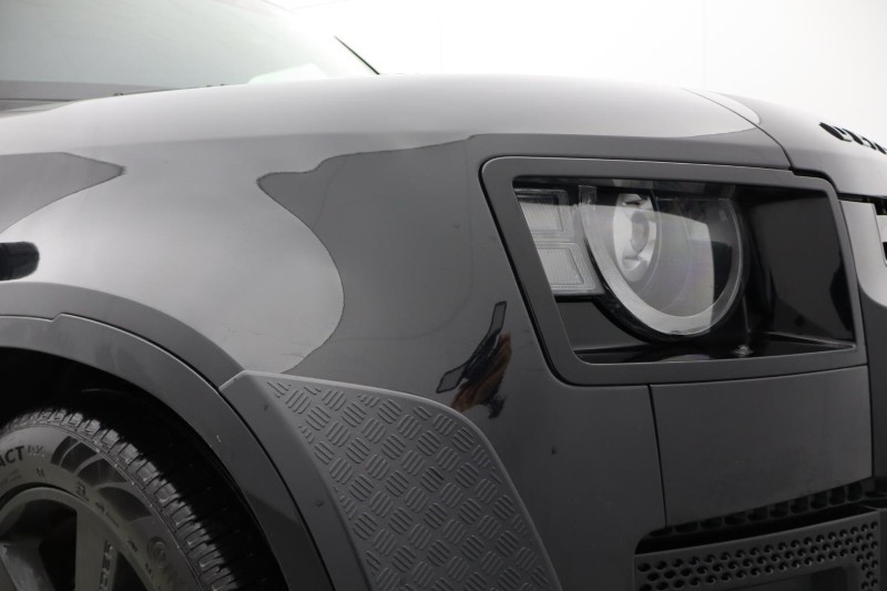 Used Land Rover Defender 2023 for sale - 77285833: Photo 17