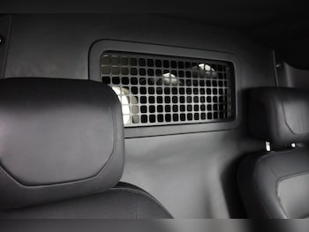 Used Land Rover Defender 2023 for sale - 77285833: Photo