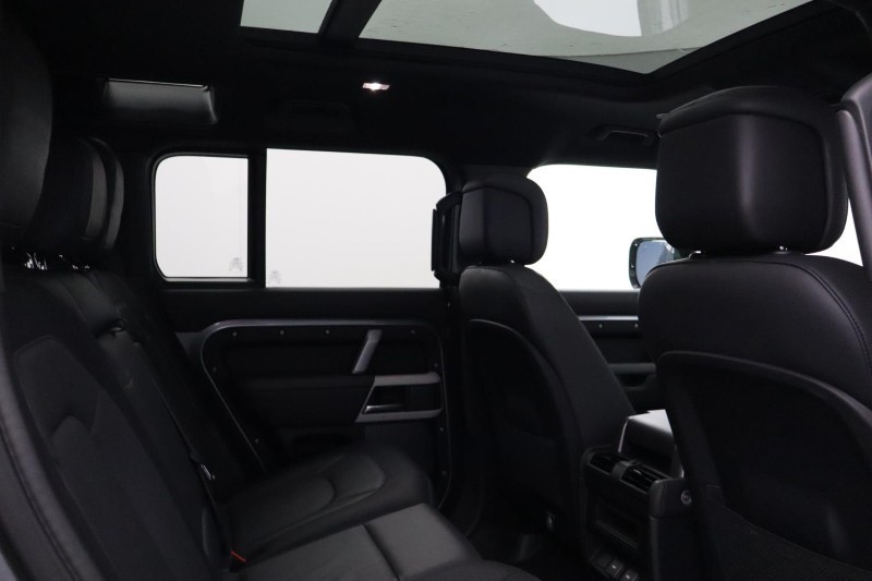 Used Land Rover Defender 2023 for sale - 78014728: Photo 33