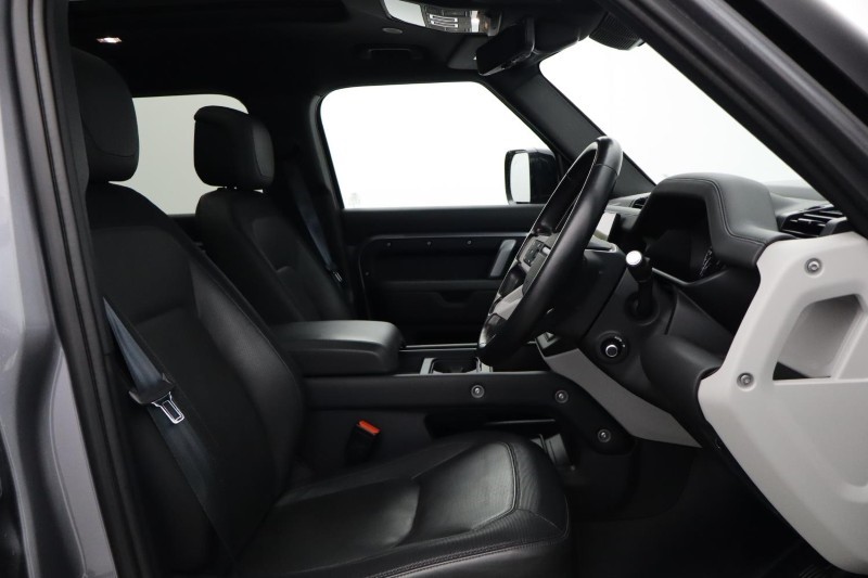 Used Land Rover Defender 2023 for sale - 78014728: Photo 45