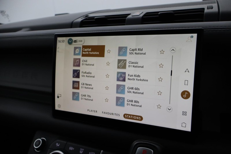 Used Land Rover Defender 2023 for sale - 78014728: Photo 50