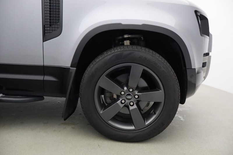 Used Land Rover Defender 2023 for sale - 78014728: Photo 8