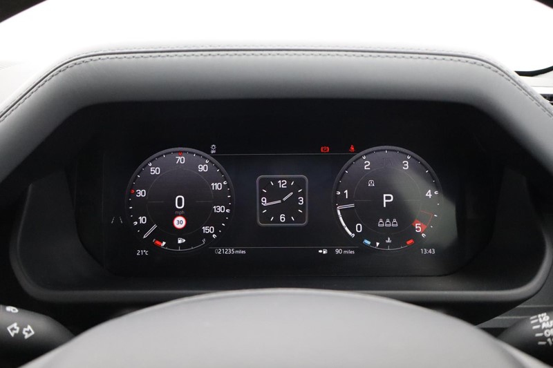 Used Land Rover Defender 2024 for sale - 76983944: Photo 16