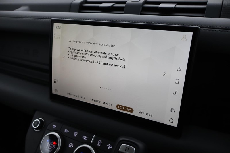 Used Land Rover Defender 2024 for sale - 76983944: Photo 42