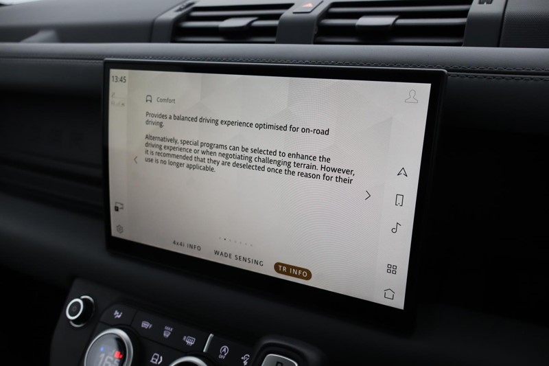 Used Land Rover Defender 2024 for sale - 76983944: Photo 46