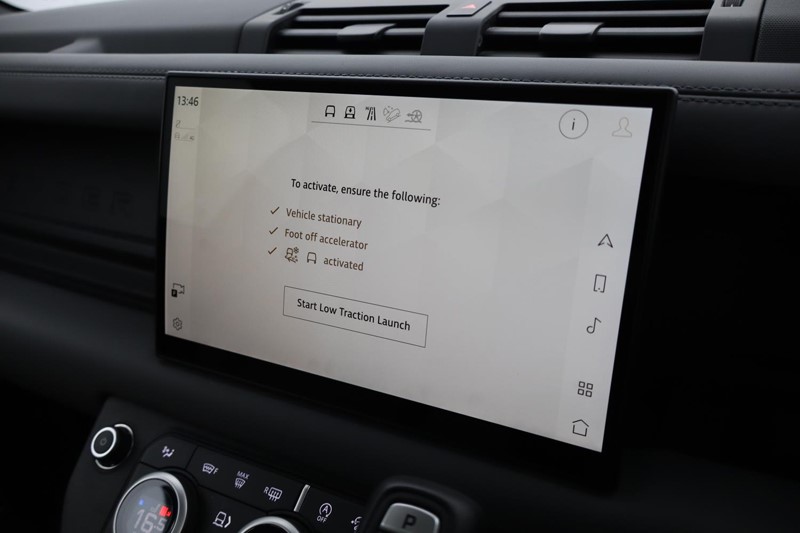 Used Land Rover Defender 2024 for sale - 76983944: Photo 47