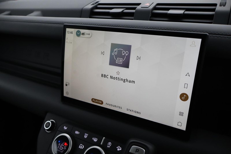 Used Land Rover Defender 2024 for sale - 76983944: Photo 50