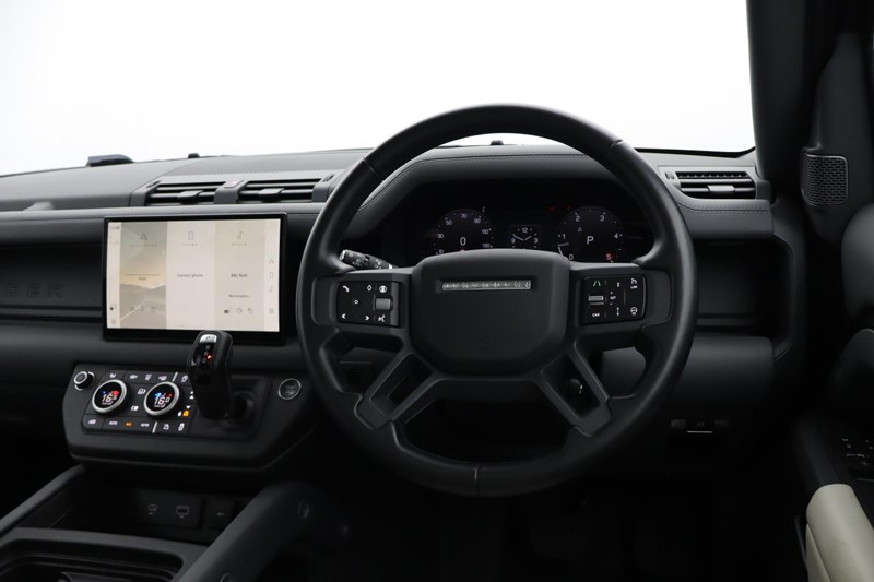 Used Land Rover Defender 2024 for sale - 76983944: Photo 55