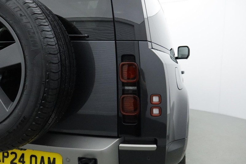 Used Land Rover Defender 2024 for sale - 76983944: Photo 69