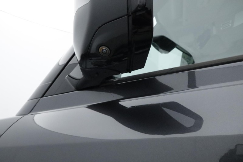 Used Land Rover Defender 2024 for sale - 76983944: Photo 75