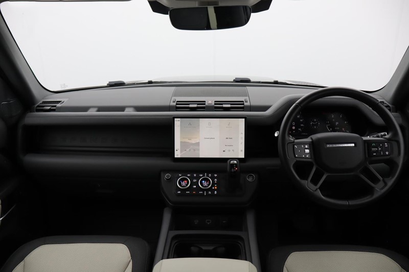 Used Land Rover Defender 2024 for sale - 76983944: Photo 9