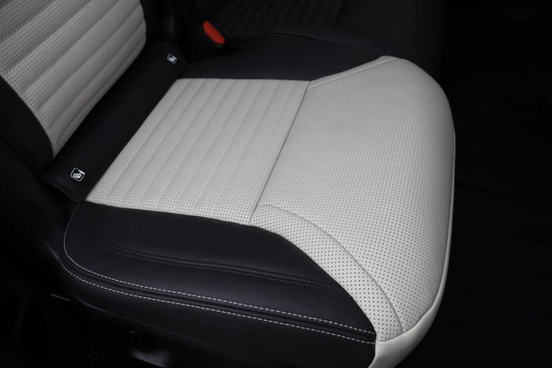 Used Land Rover Discovery 2025 for sale - 77607131: Photo 50