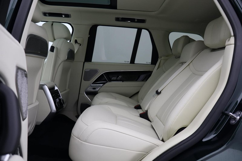 Used Land Rover Range Rover 2025 for sale - 77435231: Photo 4