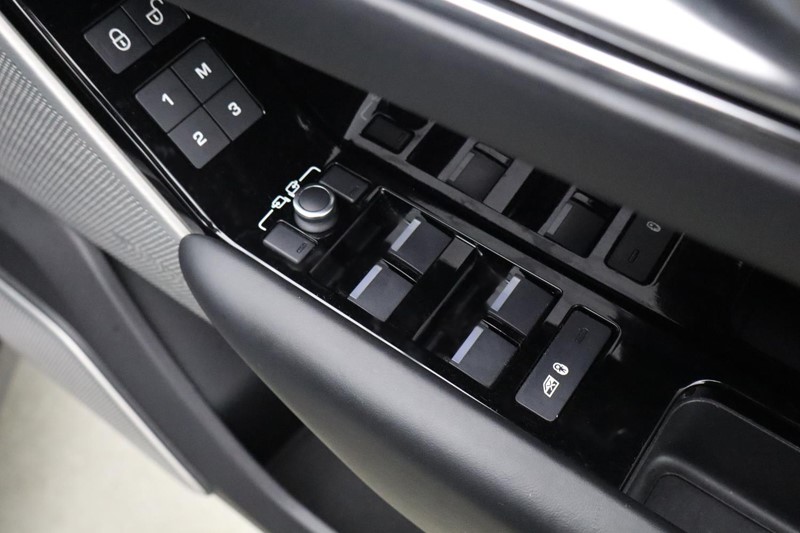 Used Land Rover Range Rover Velar 2020 for sale - 77300562: Photo 26