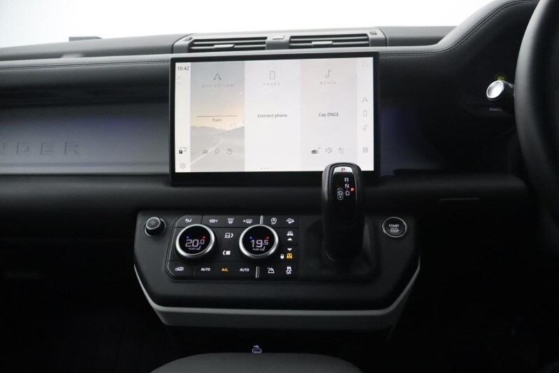 Used Land Rover Defender 2025 for sale - 78108860: Photo 14